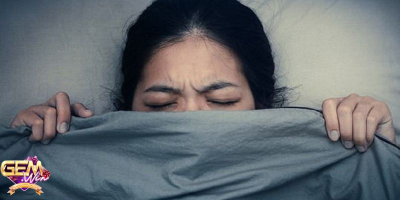 Những thông điệp khi nằm mơ thấy té lầu